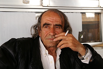 characters-nikos-PICT8294.jpg - 51207 Bytes