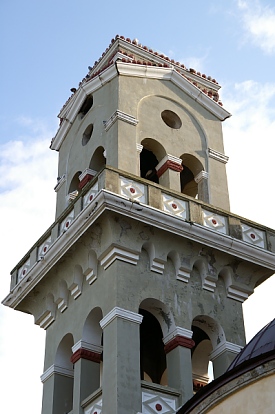 fres-new-church-tower-02.jpg - 62708 Bytes