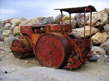 kalyves3-2-satama-masiina.jpg - 64527 Bytes