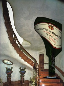 Marqus de Monistrol admires Gaudi's Casa Batll